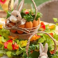 Medium Carrot Meadow Hunting Basket