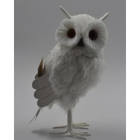 Standing Owl White String 20x14x22cm