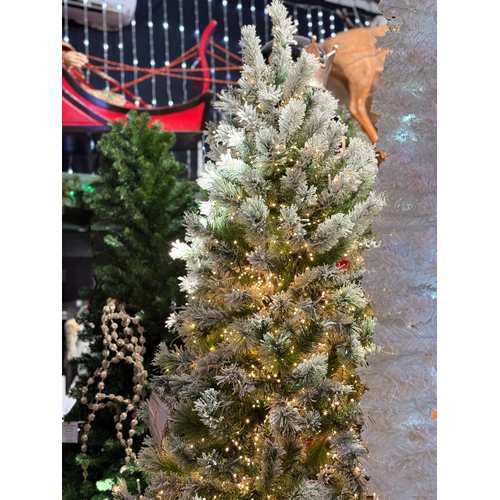 9ft Flocked Hamilton Cluster 