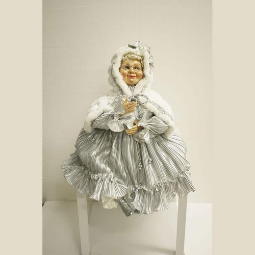 Sitting Mrs Clause
