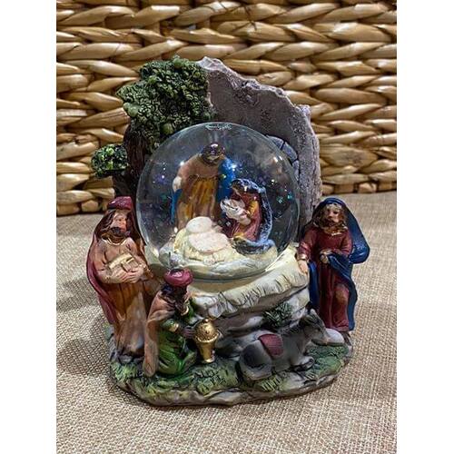 NATIVITY SCENE TRADITIONAL